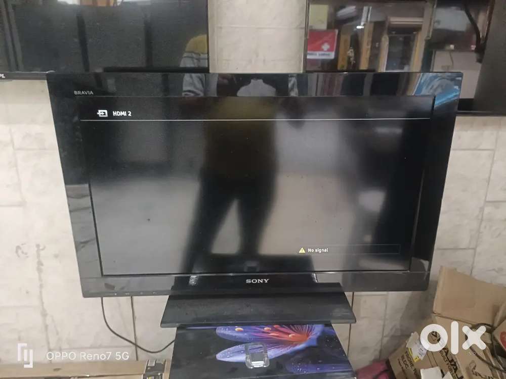 SONY LCD TV 32 JUST 3500