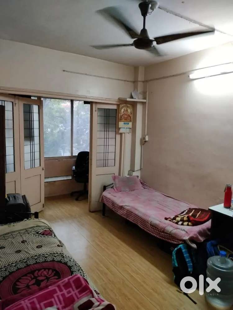 2bhk semi furnished flat for boys , and vacancy is only in hall