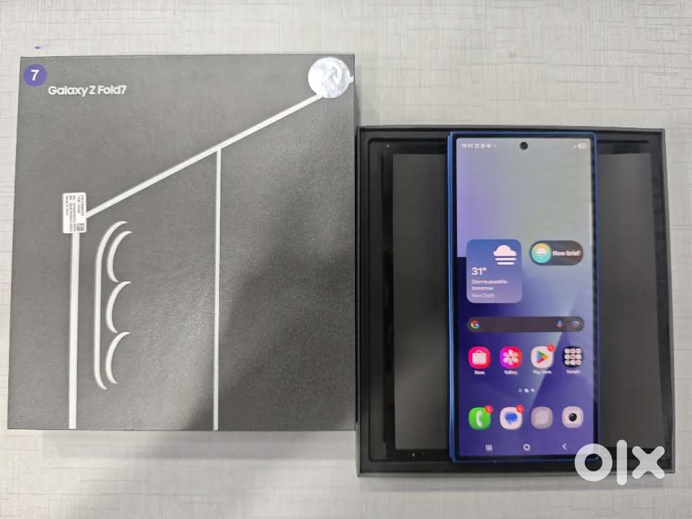 Samsung galaxy Z fold 7, 12/512gb only 2 months old