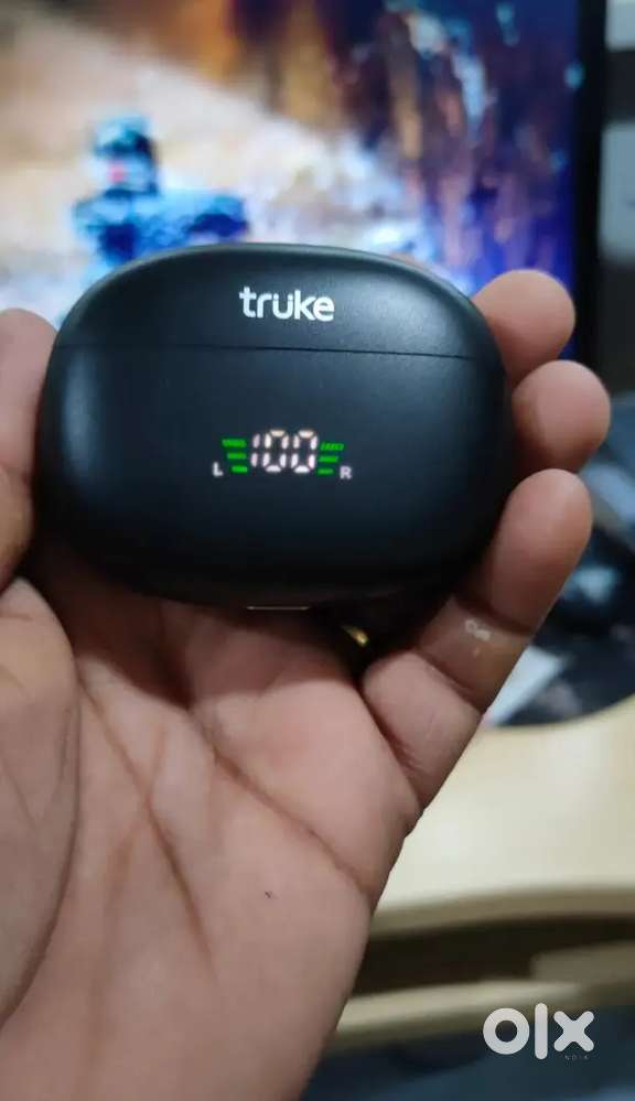 Truke Buds Pro ( 48 hours playback time,30DB Anc) New earbud.
