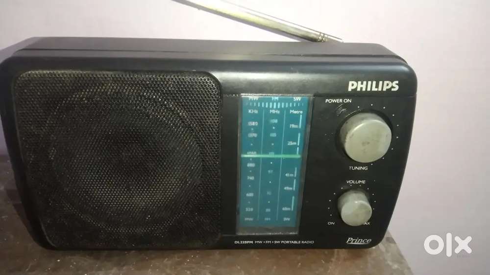 Phillips 3 band Radio