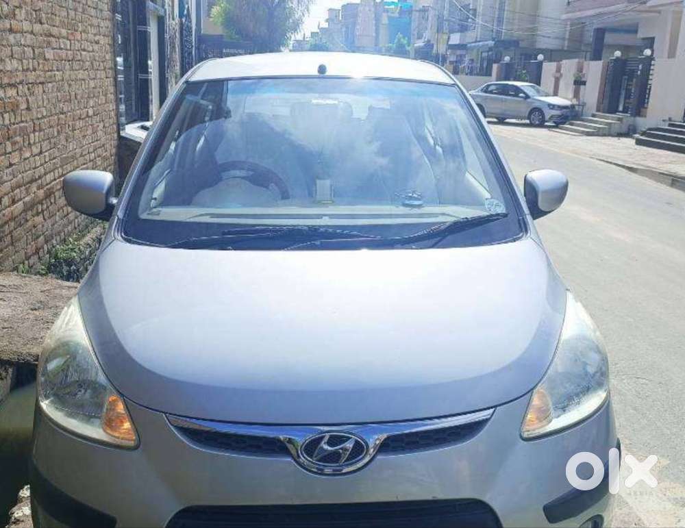 Hyundai i10 magna well maintained