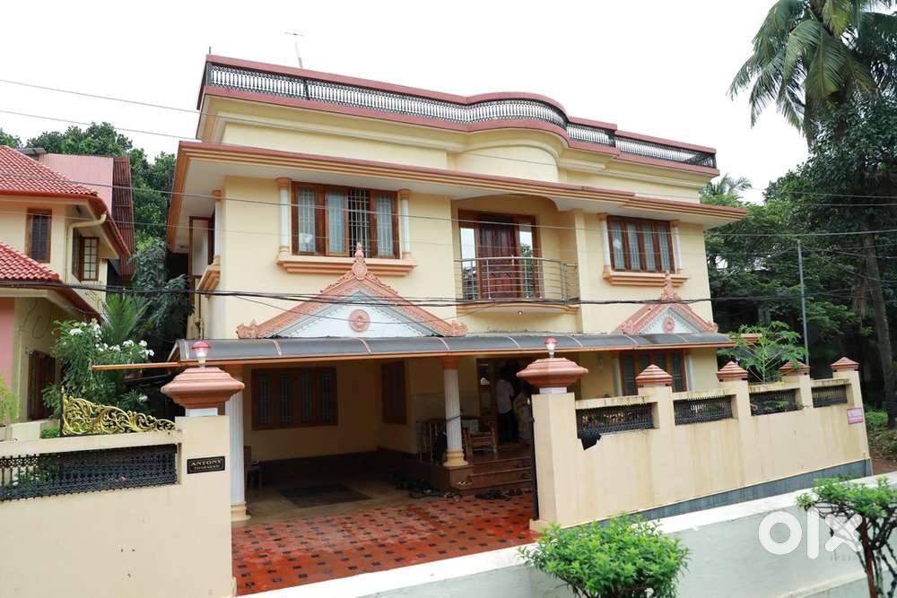 House for rent in a housing colony