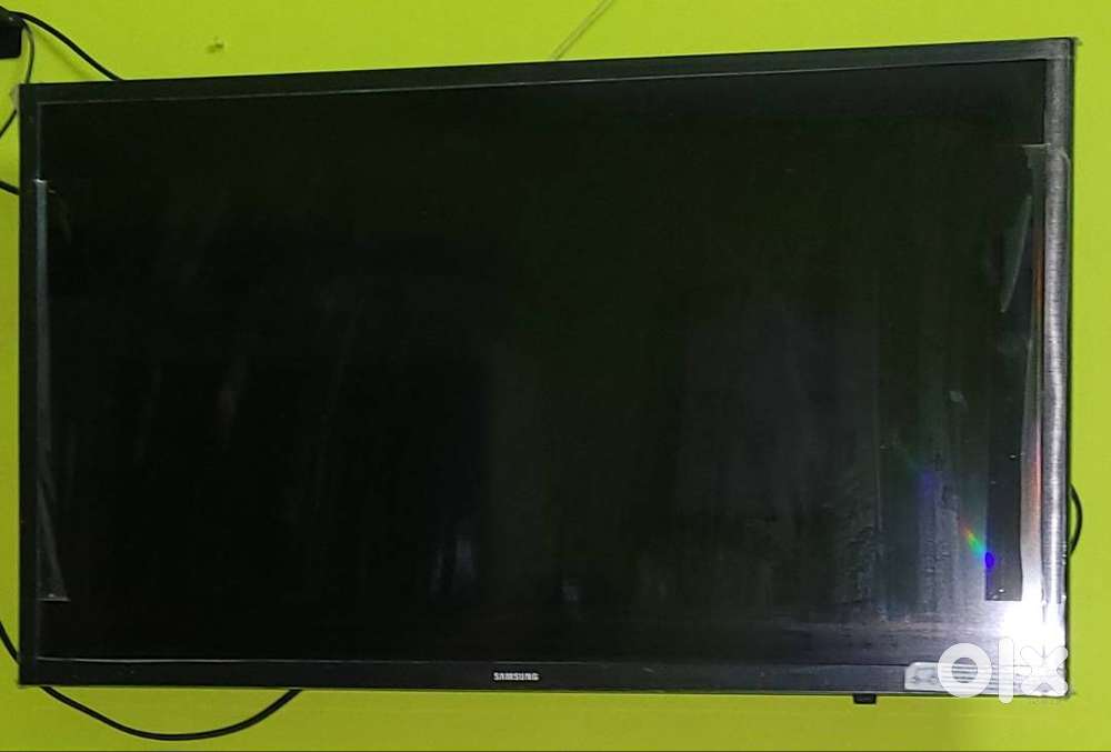 32 inch tv with setup box