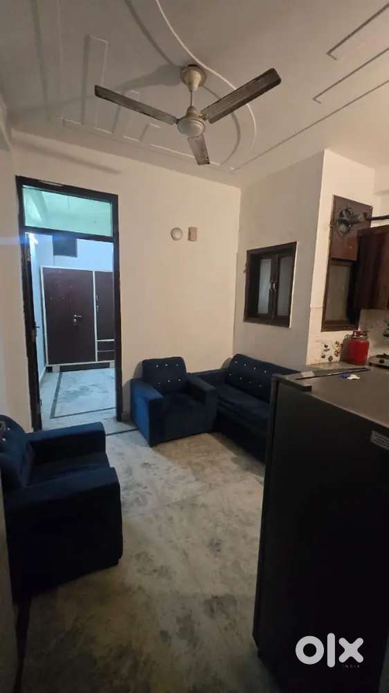 1bhk builder floor in saket