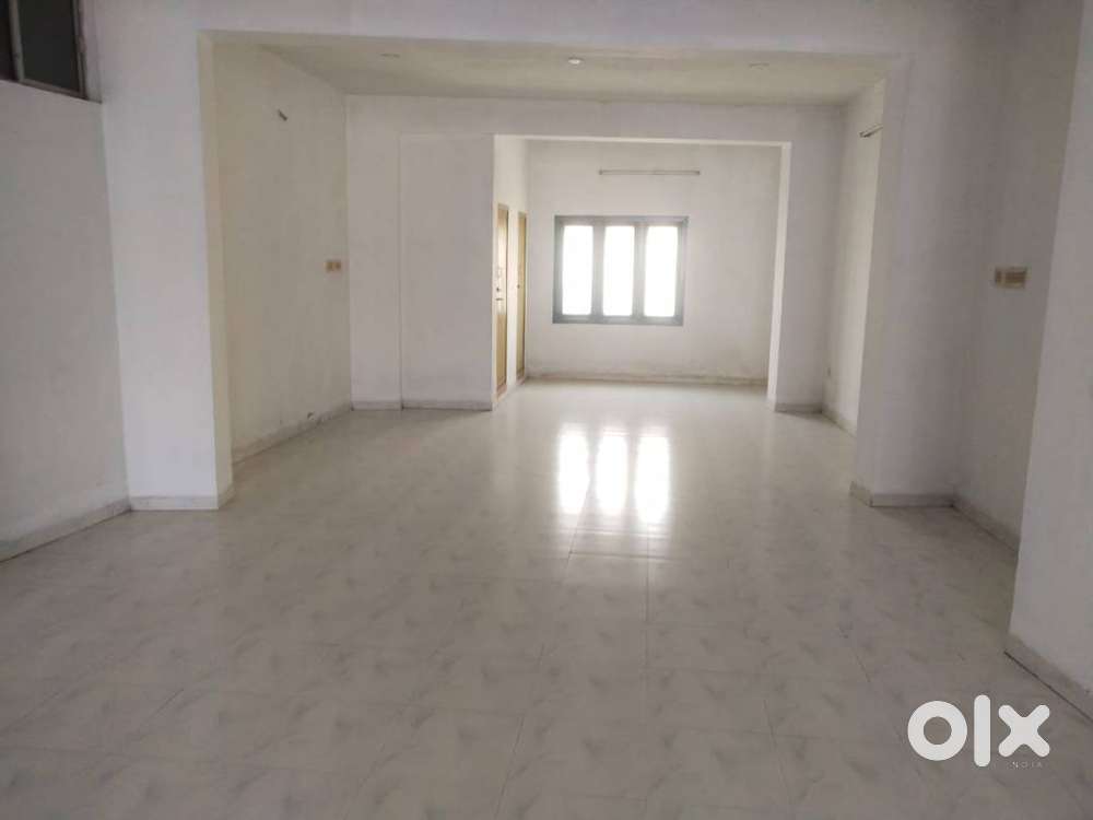 1200sqft Ramanathapuram Unfurnished Office space Available