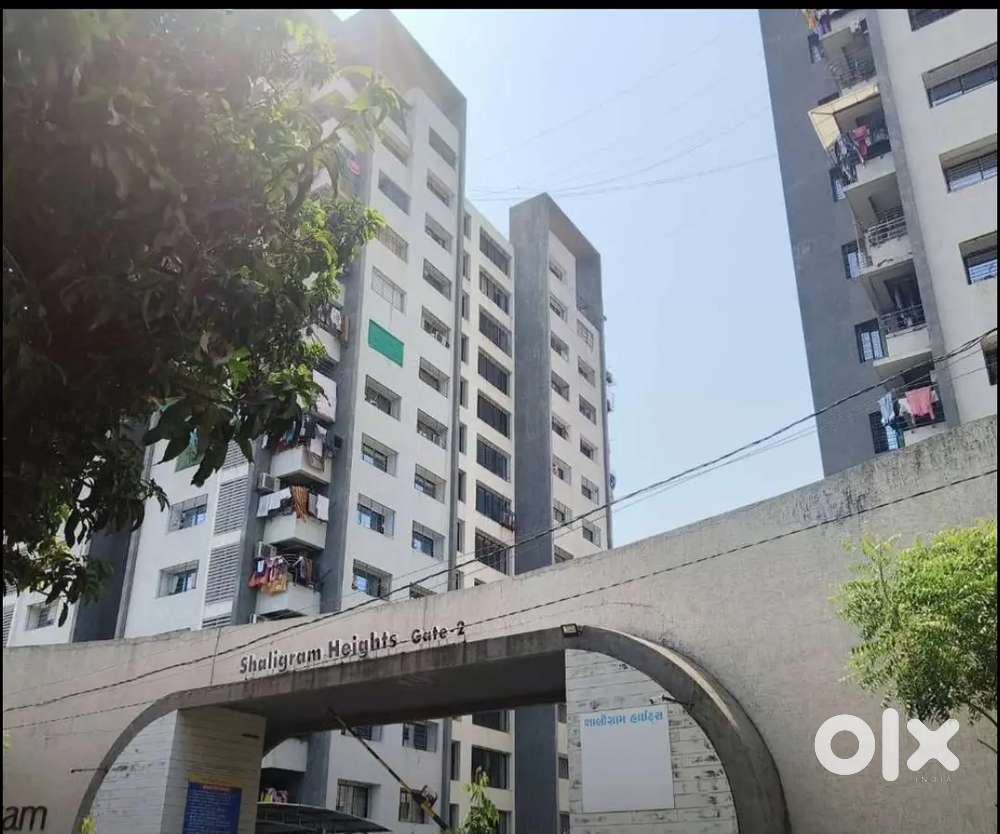 ALTHAN VESU AVAILABLE  FLAT RENTED