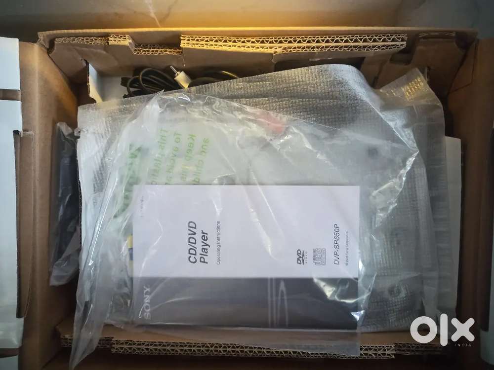 SONY DVD PLAYER (DVP-SR650P)