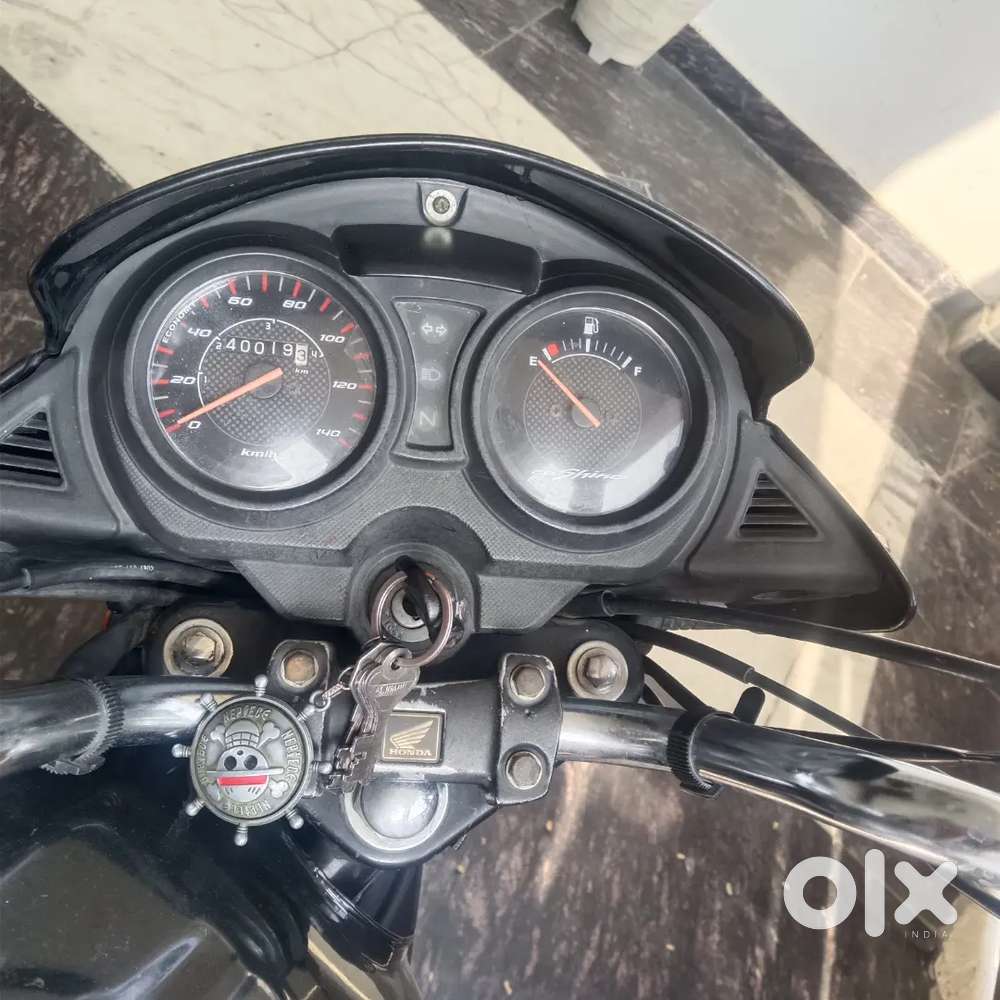 Single hand use bike