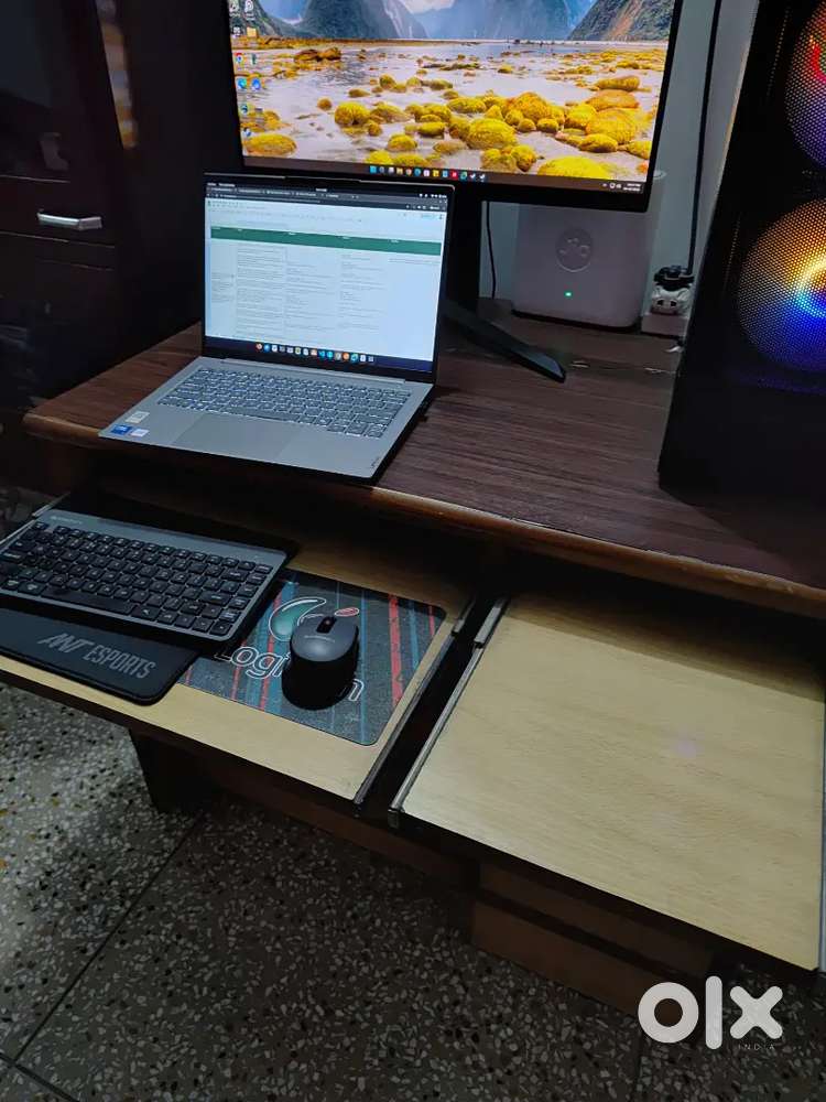 Study / Computer table