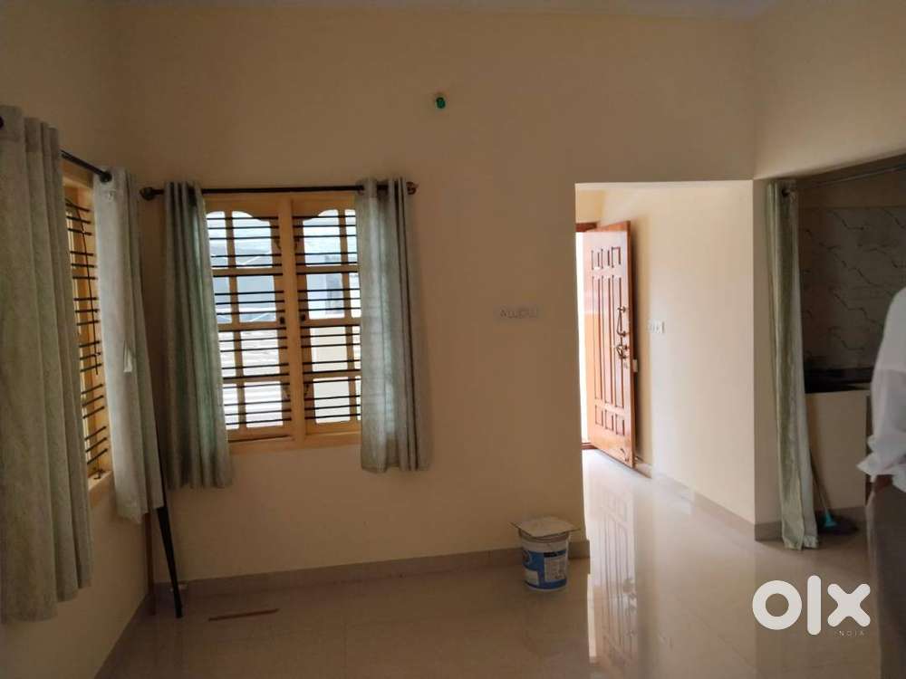 2BHK HOUSE FOR LEASE IN VIJAYANAGAR