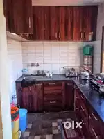 3री मंजिल पर फ्लोर किराए पर उपलब्ध है