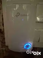 Selling TP-Link Wi-Fi Booster/Wi-Fi Extender