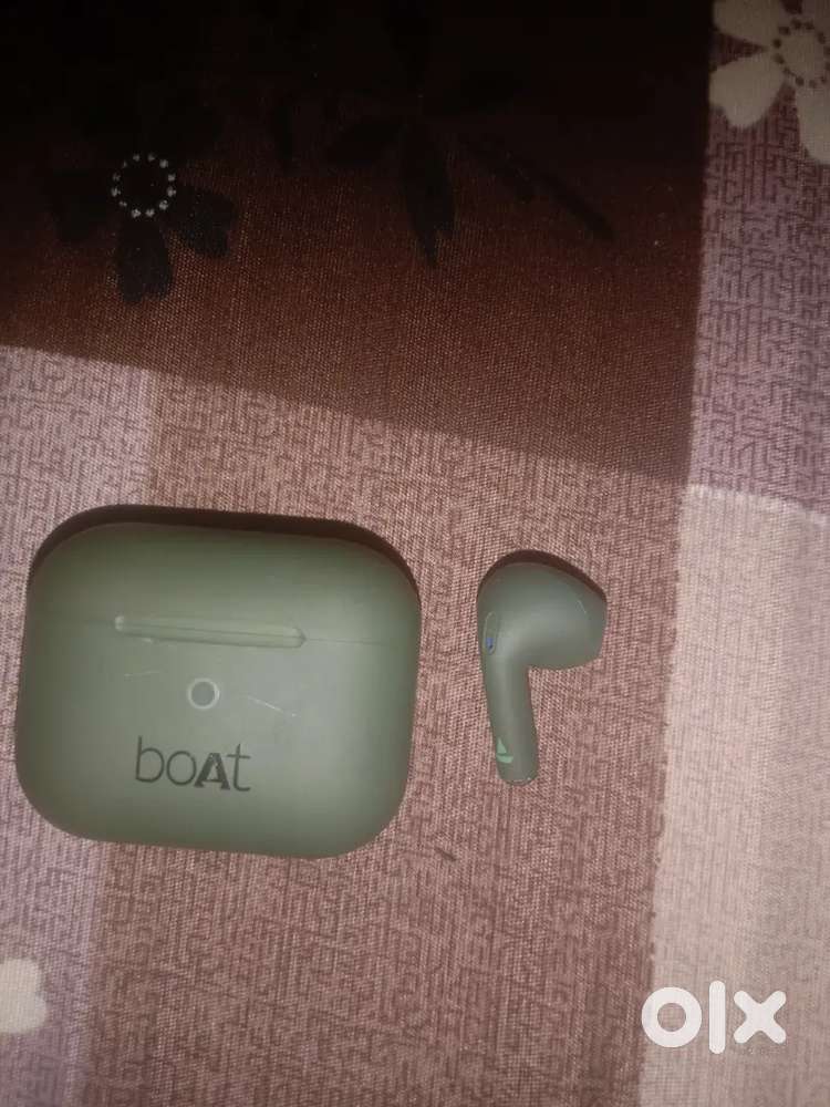 Boat earbuds
