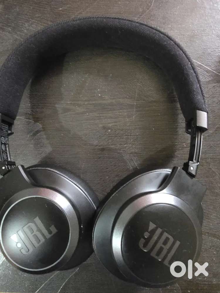 JBL Live 770NC with ANC, 65Hr
Playtime,Speed-charge