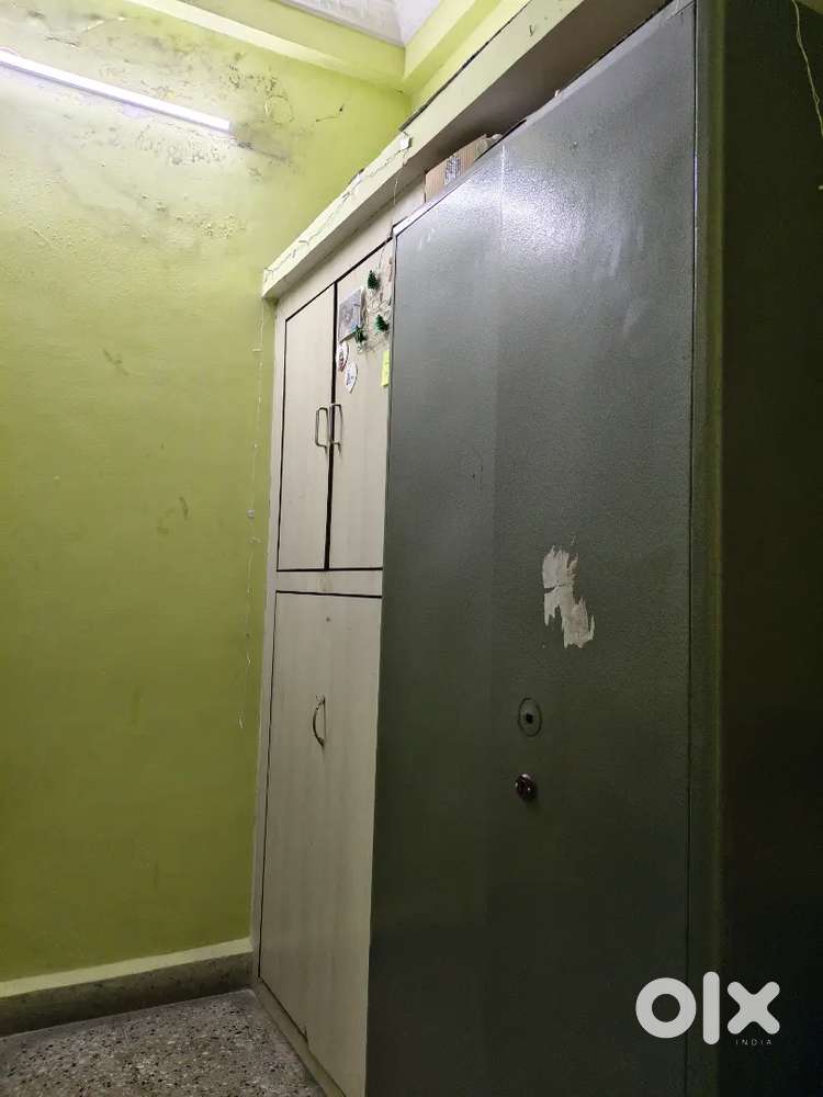 Girl roomate required- 2700 rent-swarup nagar,khamla