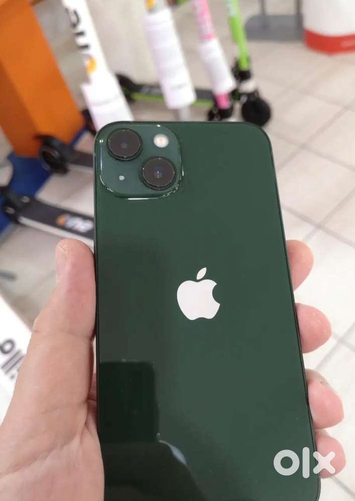 iPhone 13 green colour