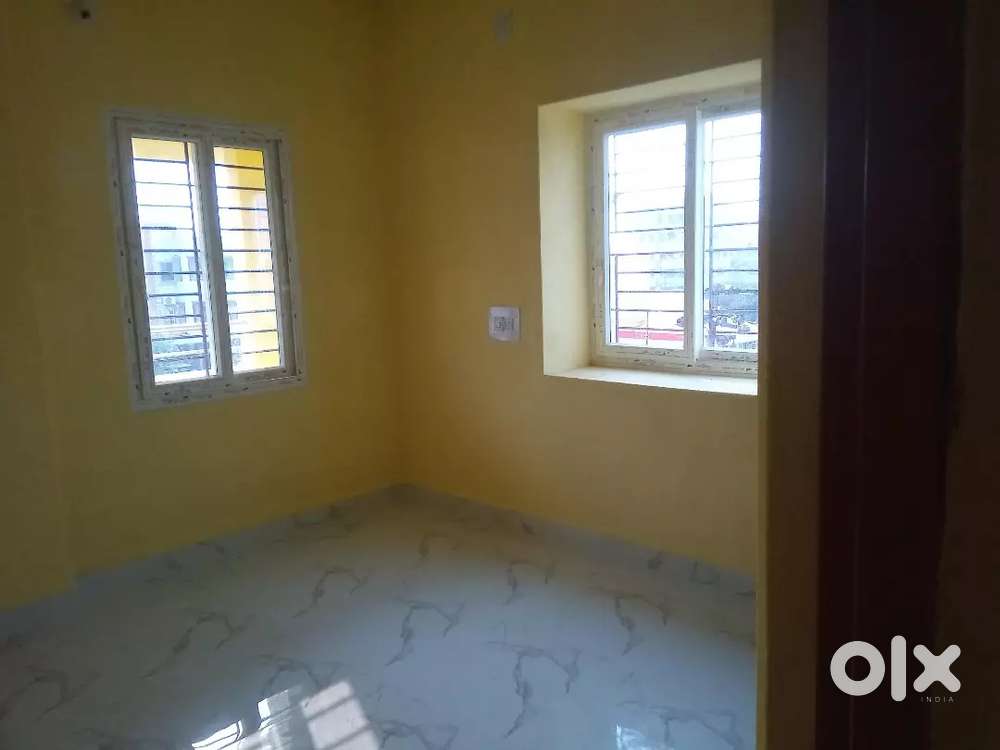 1rk/4000 1bhk/5000 2 bhk/8000 archarya vihar patia jayadev vihar  sa