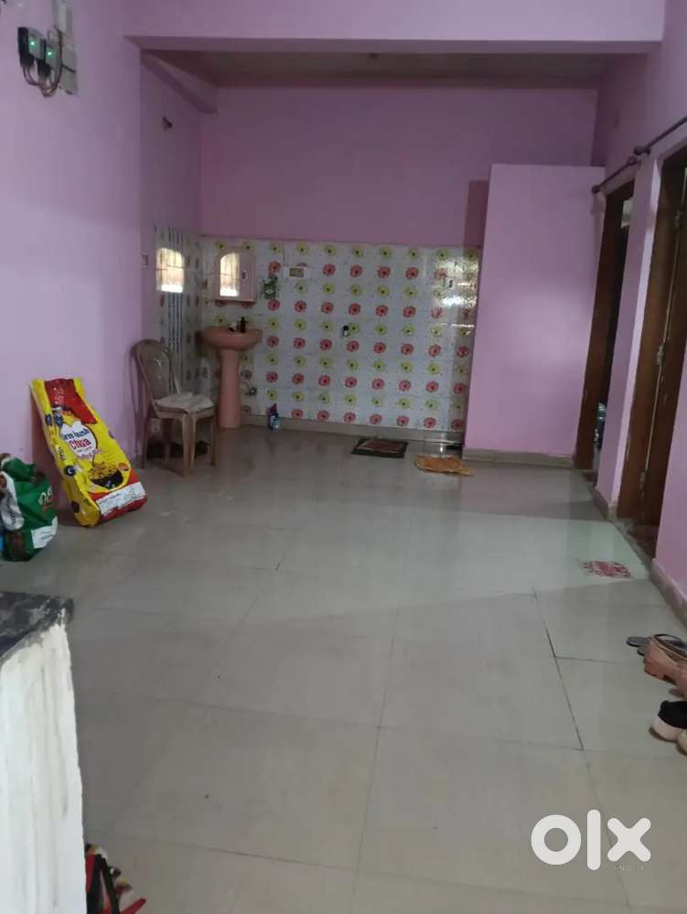 2bhk ground floor