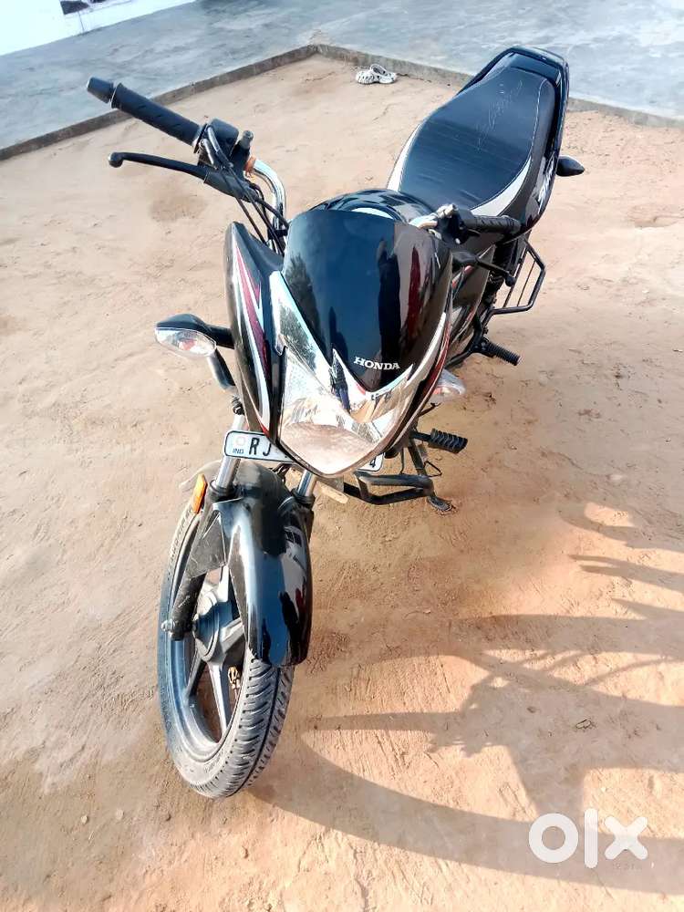 Honda shine BS6 (125cc) black colour