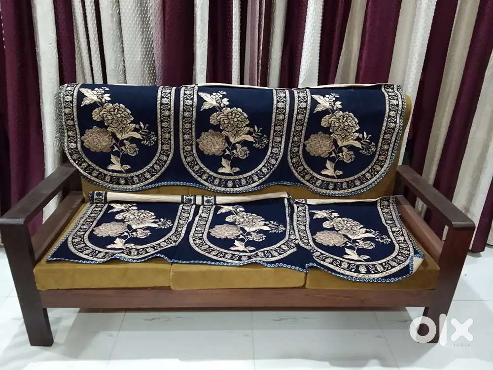 House for sale near station, Ara