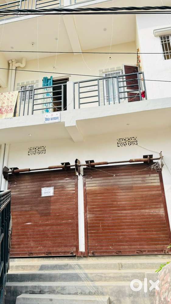 2 shops for rent available in Vikash Vihar Colony