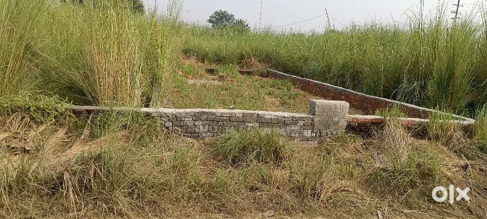 फ्री होल्ड प्लॉट न्यू एयरपोर्ट चौराहे से 400 मीटर की दूरी पर साईट