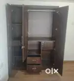 3 DOORS WARDROBE