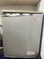 Good condition mini fridge for bachelors