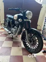 All original no accident new tyre and alloy wheel and Good condition