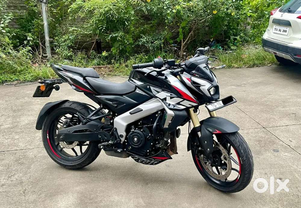 Bajaj pulsar NS 400 Z 5000 kms only