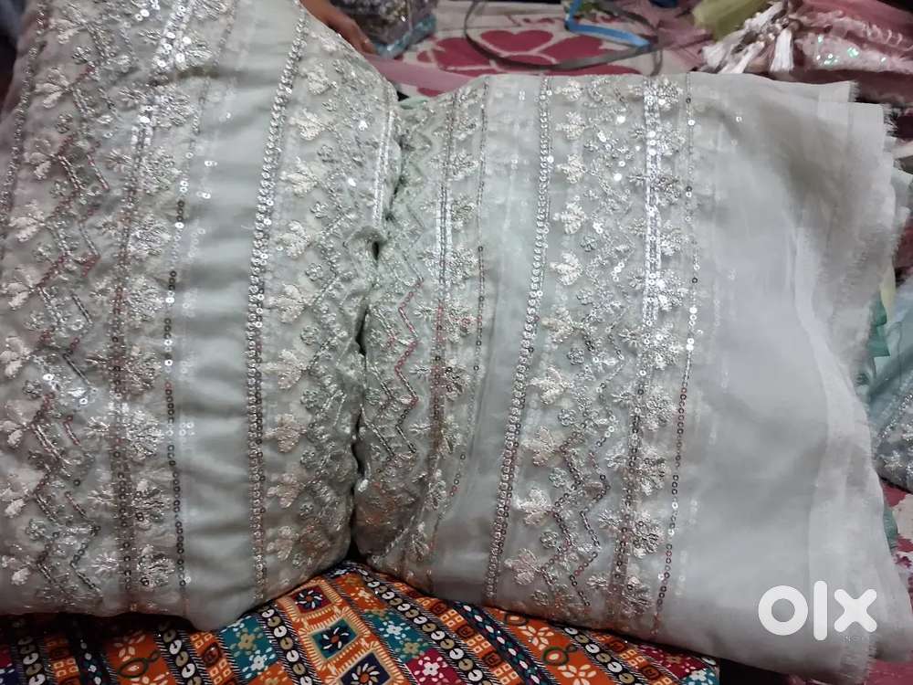 Ladies clothes centre