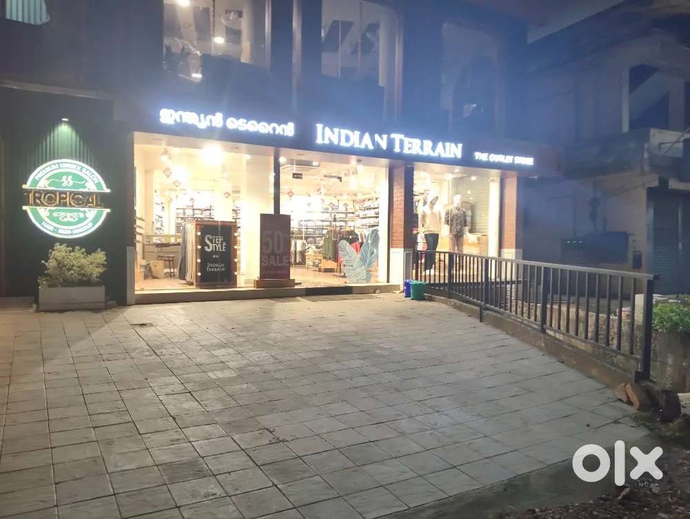 Customer Service Associate