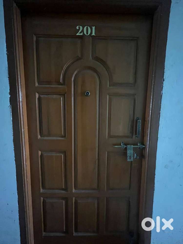 2 BHK Flat - 2 Bathrooms - 850 sqft