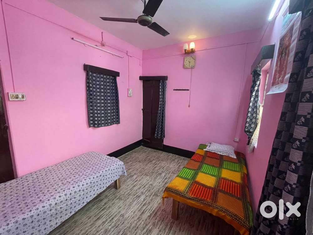 1 shared Room available for rent in Chetla/Alipore area