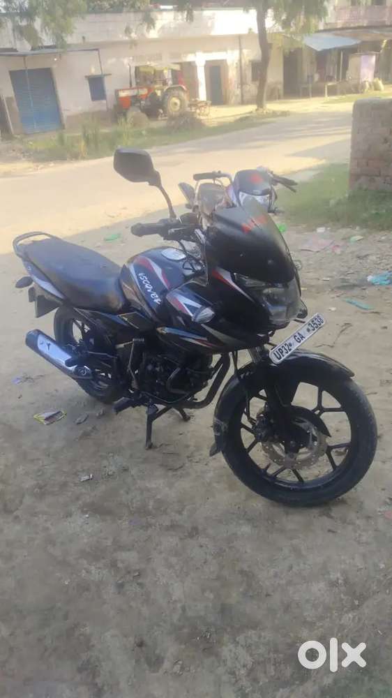 URGENT SALE! -Price nego Bajaj Discover 150 f -Black, Great Condition!
