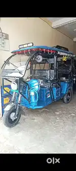School me bacho ke liye E riksha chahiye ho to contact kre