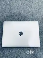MacBook Air (Retina, 13-inch, 2020)8/512SSD