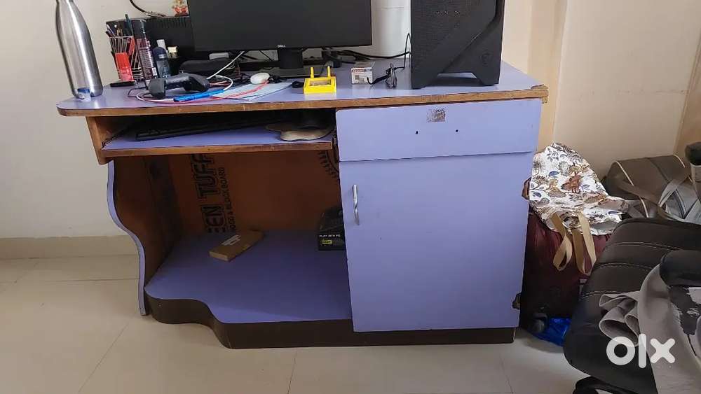 Computer table for sell