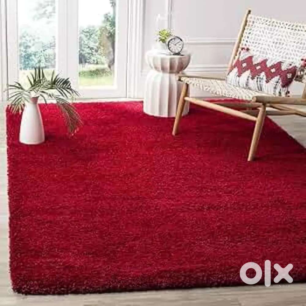 Used Red Corporate Woolen for House – For Sale
