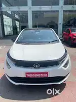 Tata Altroz 1.2 XZA Plus, 2023, Petrol