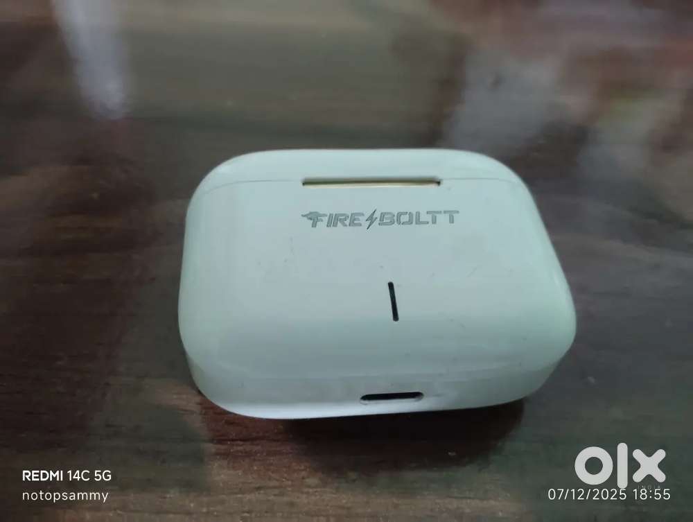Fireboltt airpods