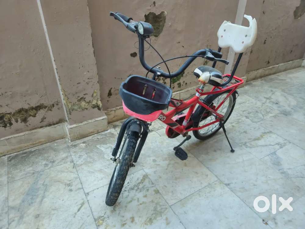 Hero cycle for age 4-10 years