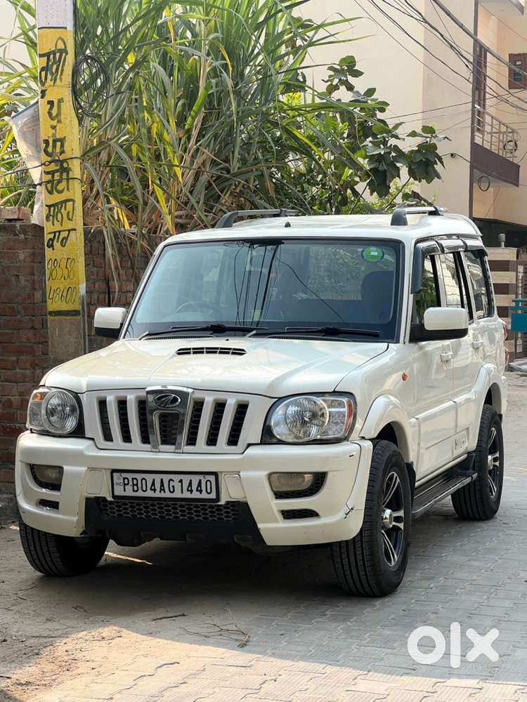 Mahindra Scorpio 2014 Diesel Well Maintained