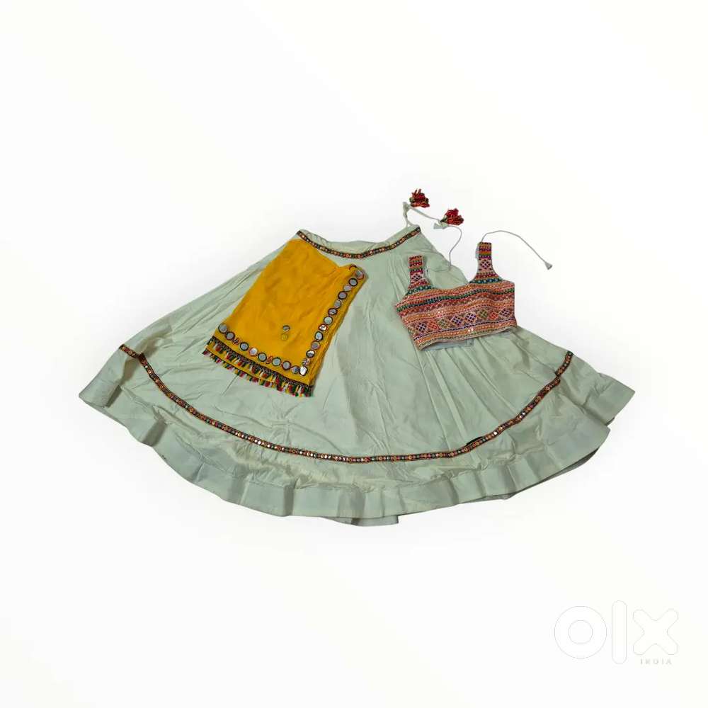 Women's Navratri fashion outfit