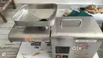OIL EXTRACTION MACHINE