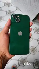 SELLING MY IPHONE 13 (6/128)