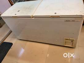 Voltas Freezer 405L double door