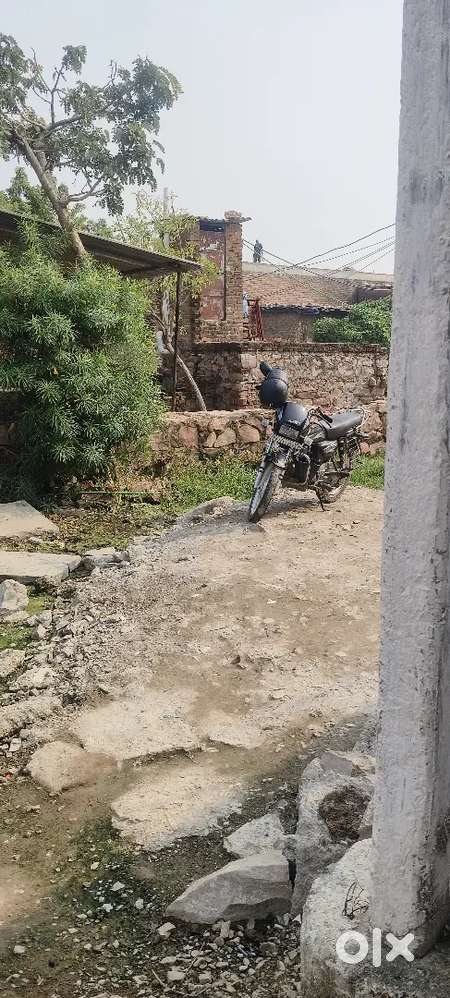 Bahut sundar gadi hai fast honar hai