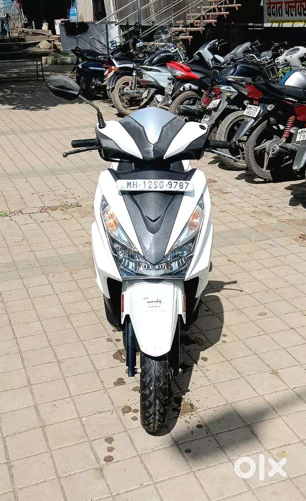 HONDA  GRAZIA  125  C C  TOP CONDITION